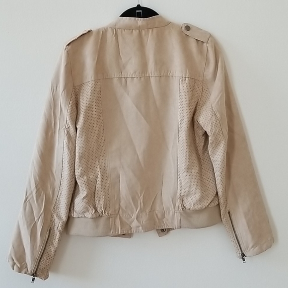 Faux suede beige jacket - Picture 5 of 6